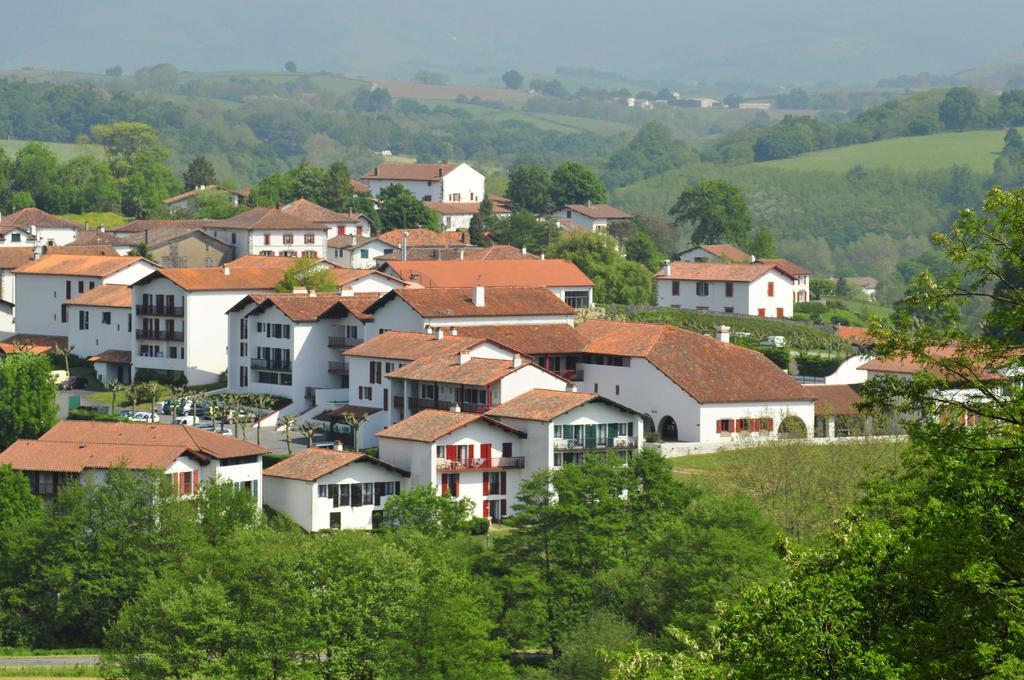 Vvf Pays Basque Sare La Rhune Exterior photo