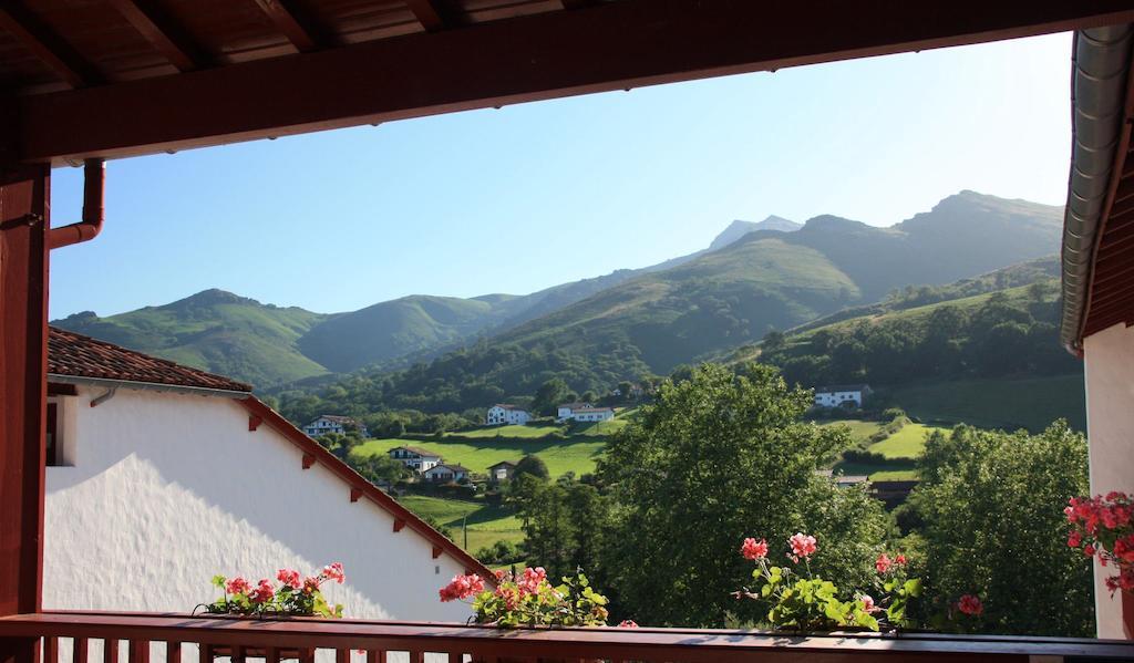 Vvf Pays Basque Sare La Rhune Room photo